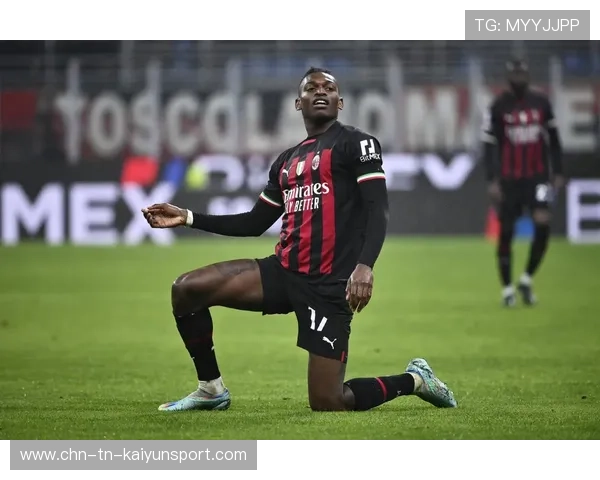 吉鲁门前补射AC米兰终结战斗