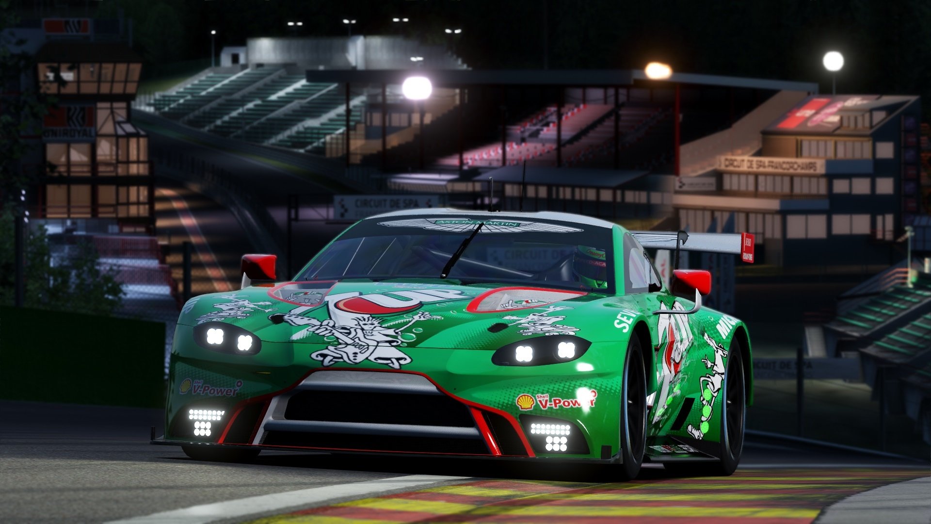 蝶泳选手划幅优化，后程爆发力增强，蝶泳划手动作